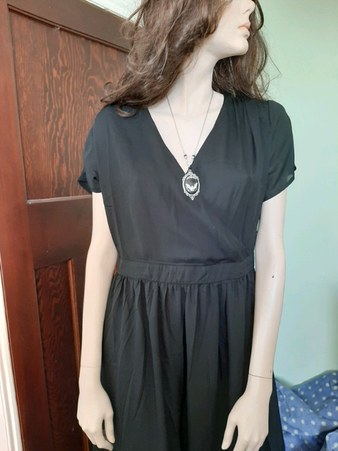 black maxi dress size 16